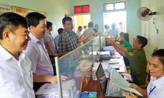 Nhiều đơn vị chưa mở tài khoản: Kho bạc phối hợp xử lý dứt điểm, chi lương trước 15/9